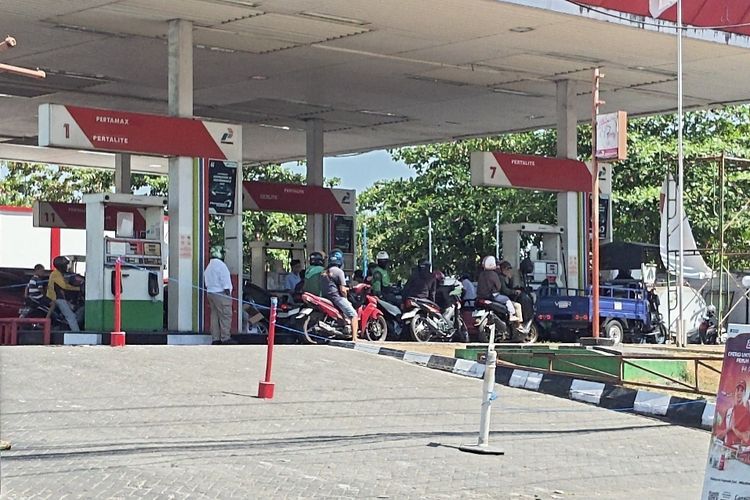 Kebijakan Ganjil-Genap BBM di SPBU Makassar Resmi Dihentikan, Antrean Mulai Melandai