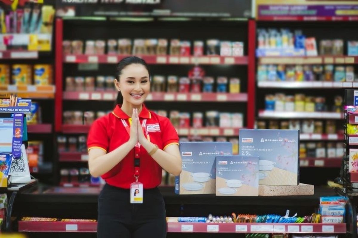 Cara Tarik Tunai DANA di Alfamart Halaman all