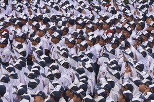 Jebloknya Nilai Matematika Siswa di TKA 2025, Mendikdasmen: Bukan Muridnya