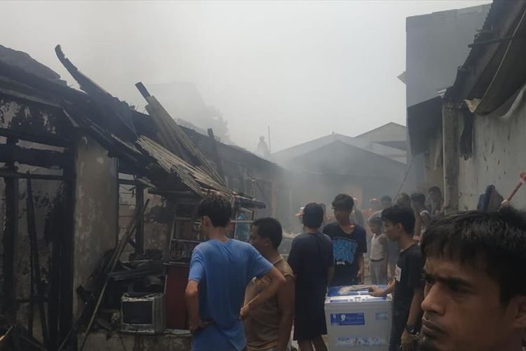 550 Koleksi Gambar Rumah Kontrakan Terbaik