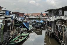 Pedagang Barang Bekas Meraup Untung dari Penertiban Pasar Ikan