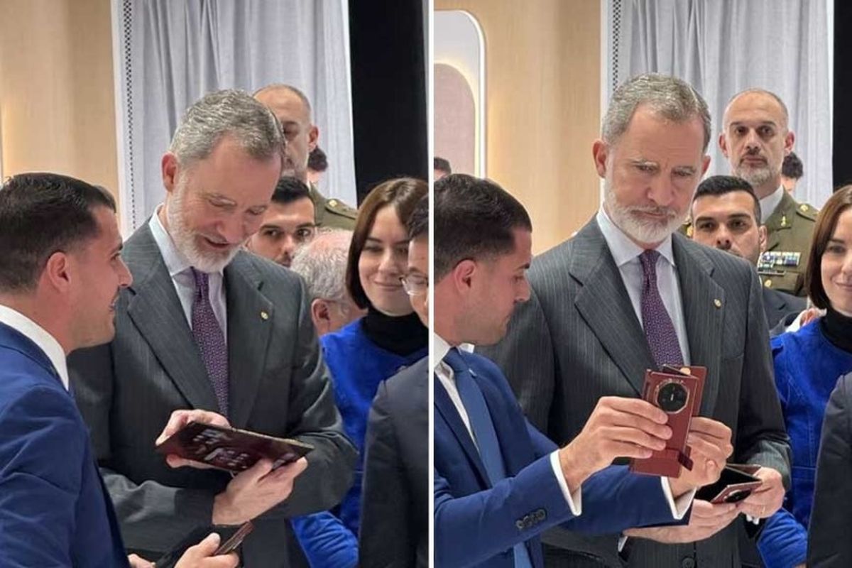 Raja Spanyol Felipe VI menyatakan kekagumannya pada Mate XT.