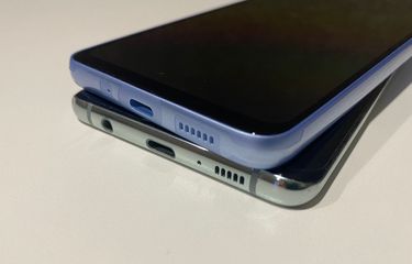 Ilustrasi speaker smartphone Android