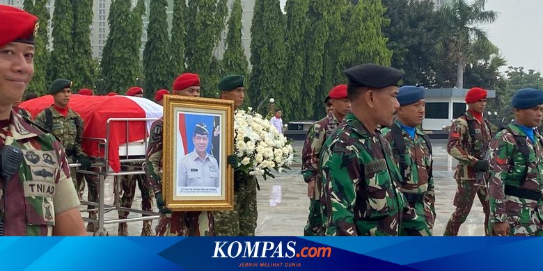 Doni Monardo Dimakamkan secara Militer di TMP Kalibata