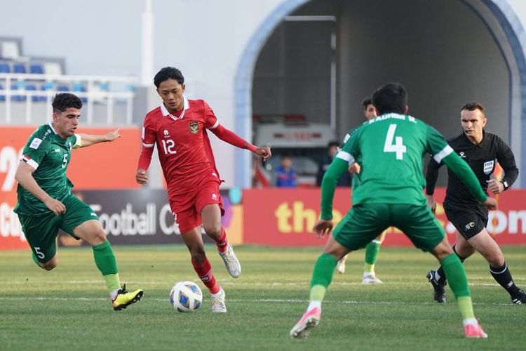 Laga timnas Indonesia vs Irak dalam jadwal Piala Asia U20 digulirkan di Stadion Lokomotiv pada Rabu (1/3/2023) malam WIB. Pada laga tersebut, Indonesia kalah 0-2 dari Irak. Selanjutnya, Indonesia akan melawan Suriah pada laga kedua Grup A, Sabtu (4/3/2023) mendatang.