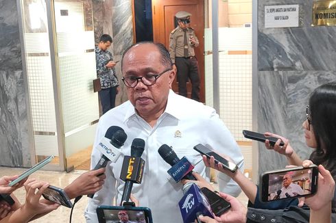 Junimart Girsang Sebut PDI-P Komunikasi dengan Semua Fraksi soal Hak Angket, Termasuk Gerindra