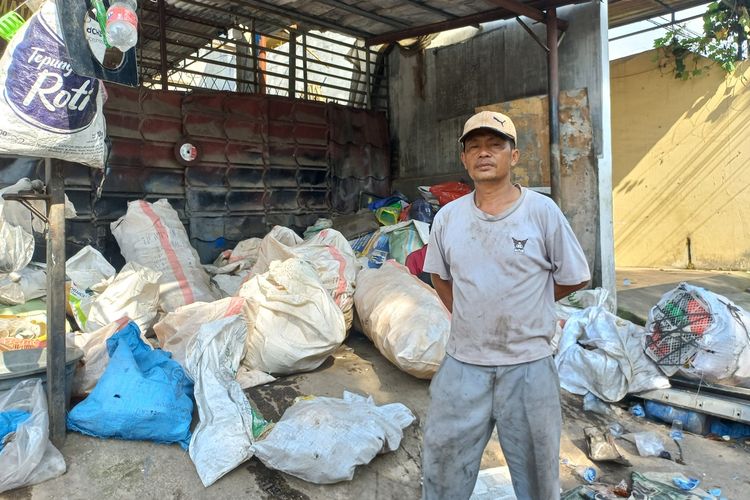Terdampak Pelemahan Rupiah, Pengepul Barang Bekas di Pematangsiantar Kurangi Pekerja