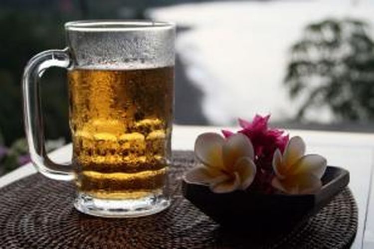 Undang-undang soal alkohol nantinya hanya memperbolehkan konsumsi alkohol di hotel bintang lima dan kawasan Bali