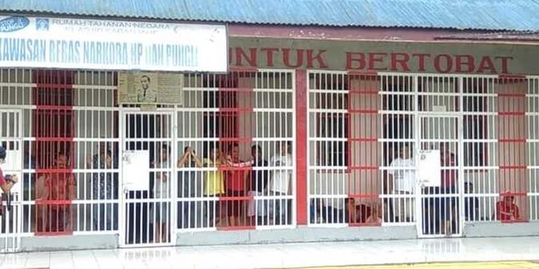 Suasana terkini Rutan Kabanjahe di Karo, Sumut, saat kunjungan Kejari Kabupaten Karo, Jumat (21/2/2020). Sebanyak 167 warga binaan yang sebelumnya diungsikan ke tahanan lain sudah dikembalikan.