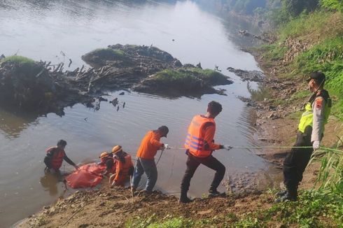Satpam Perempuan Tewas Mengapung di Bengawan Solo, Sepatu dan Motor di Pinggir Sungai Jadi Petunjuk