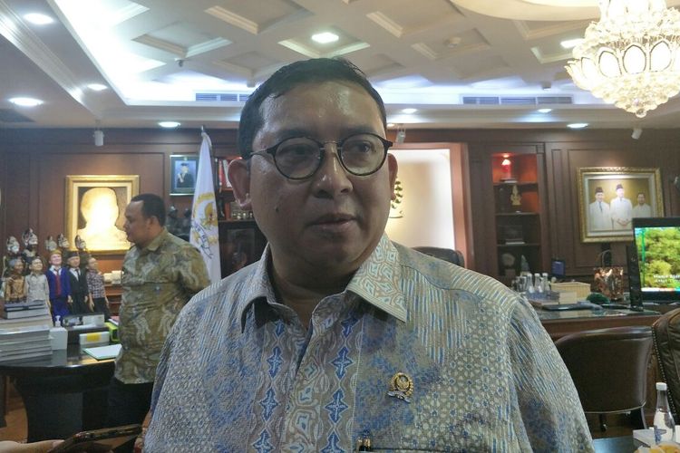 Wakil Ketua DPR Fadli Zon di Kompleks Parlemen Senayan, Jakarta, Senin (22/4/2019). 