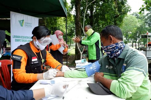 TPU Pondok Ranggon Jadi Permakaman Pasien Covid-19, Dompet Dhuafa Gelar Tes Kesehatan untuk Penggali Kuburnya