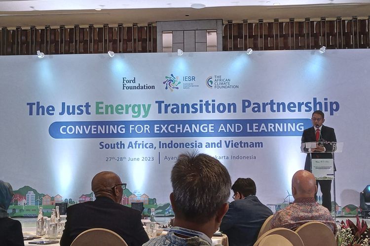 Direktur Jenderal (Dirjen) Energi Terbarukan dan Konservasi Energi, Kementerian Energi dan Sumber Daya Mineral (ESDM), Dadan Kusdiana saat ditemui di acara The JETP Convening for Exchange and Learning di Jakarta pada Selasa (27/6/2023).