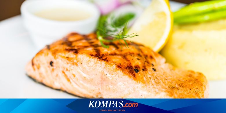 Cara Membuat Steak Salmon Ala Restoran yang Lezat dan Praktis