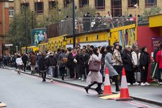 Saat Hujan Tak Halangi 2.000 Pengunjung Ramaikan Experience Indonesia di London...