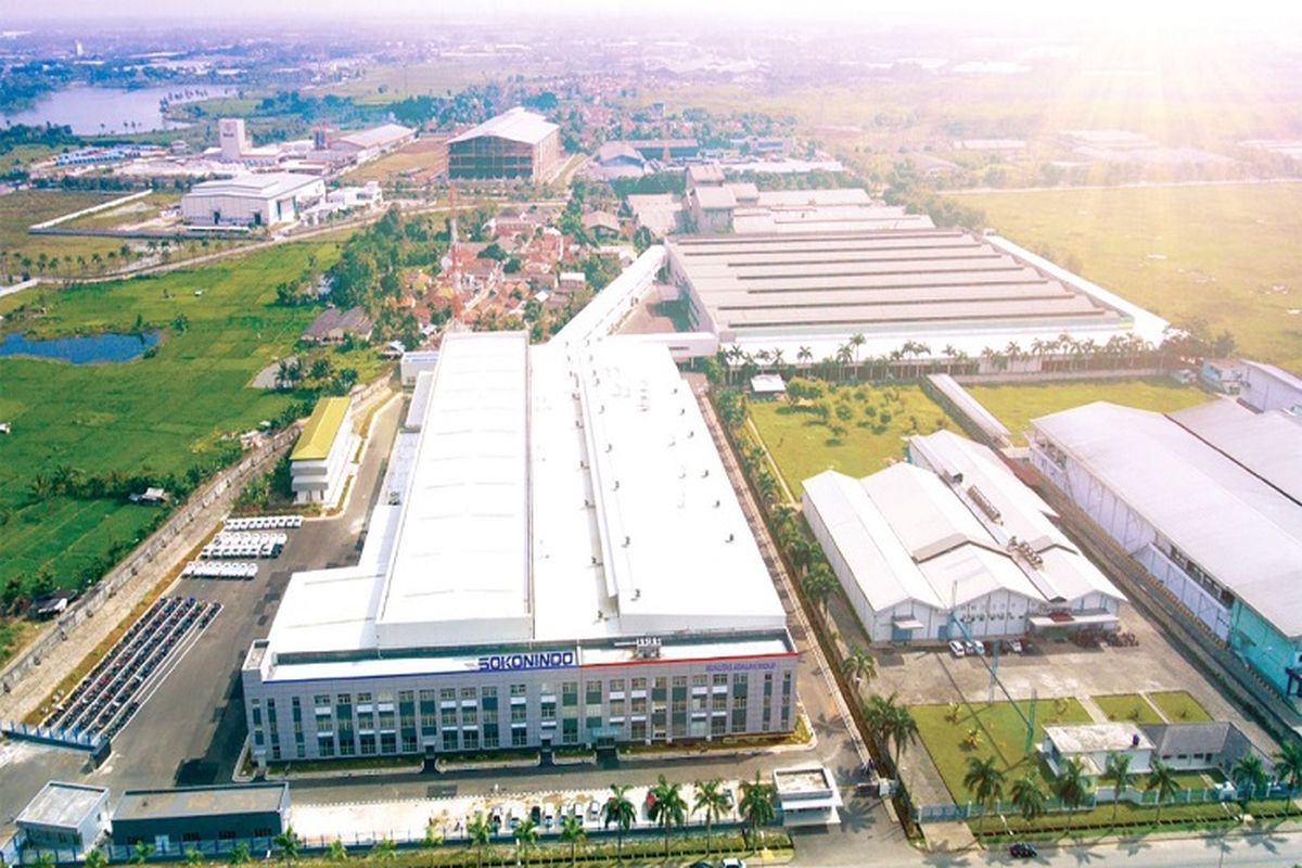 Pabrik otomotif DFSK Indonesia di kawasan industri Cikande, Serang, Banten. Fasilitas produksi ini telah beroperasi sejak 2017. 

