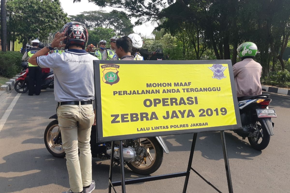 Operasi Zebra yang dilakukan di wilayah Jakarta Barat, Rabu (23/10/2019)