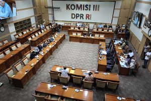 Marwah DPR yang Menyala di Komisi III
