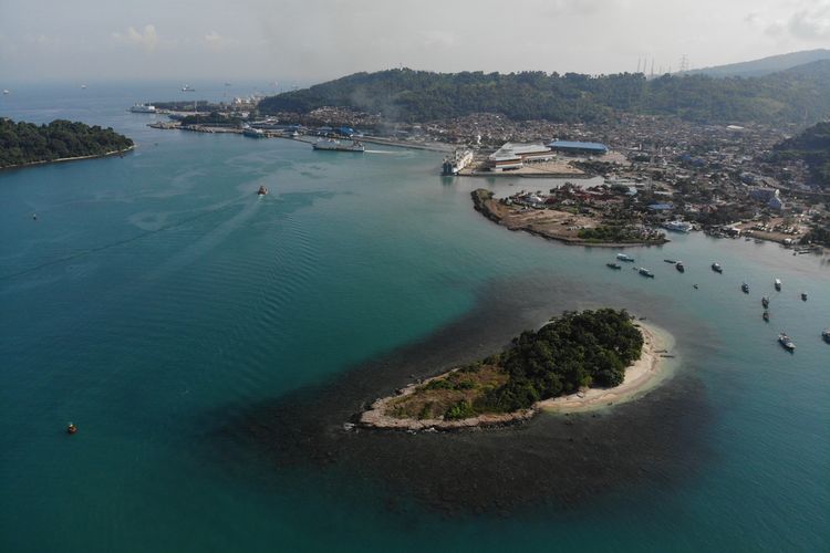 Pulau Merak Kecil, salah satu wisata Cilegon yang hits