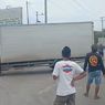 Demo Protes Kebijakan soal ODOL, Sopir Truk di Brebes Sweeping Truk yang Melintas