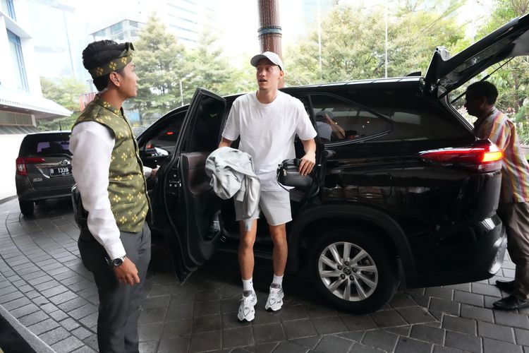 Alasan Jay Idzes Pilih Timnas Indonesia, Bangga Wakili Tanah Kelahiran Kakek-Nenek