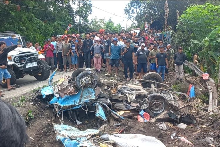 Daftar Lengkap Korban Tewas dan Selamat dalam Kecelakaan Truk Tabrak Angkot di Purworejo