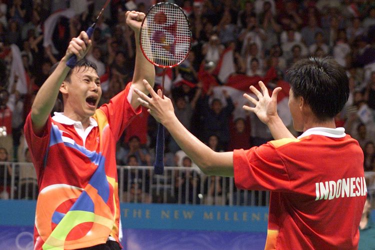 Ekspresi Tony Gunawan (kiri) ketika memastikan diri merebut medali emas badminton nomor ganda putra di Olimpiade Sydney 2000, pada 21 September 2000. Dia berpasangan dengan Candra Wijaya.