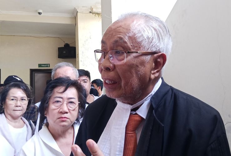 OC Kaligis Laporkan Eks Bupati Klaten Sri Mulyani ke KPK soal Korupsi Plaza Klaten