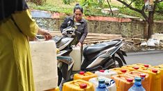 Kisah Aminah, Habiskan 25 Jeriken Air Sehari demi Bertahan di Tengah Kekeringan Wilayah Utara Kota Makassar