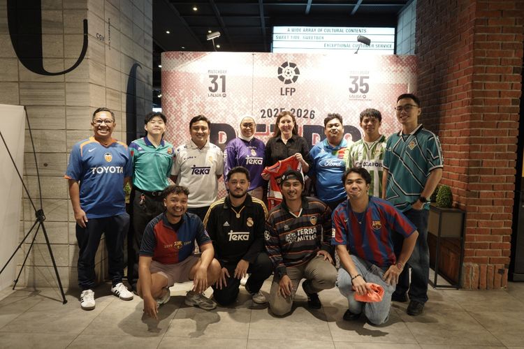 Tim LALIGA Tampil dengan Jersey Retro, Indonesia Ikut Bernostalgia