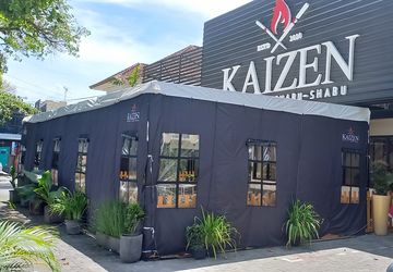 Kaizen, restoran all you can eat di Kota Malang, menghadirkan irisan wagyu tiga rasa yang dapat kamu ambil tanpa batasan jumlah.