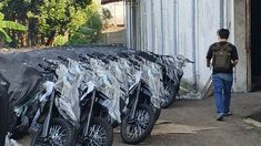 Status Ribuan Motor Listrik MBG di Sentul Masih Misteri, Kejari Bogor Turun Cek Gudang