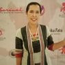 Pengalaman Rahmi Hidayati Traveling dengan Berkebaya