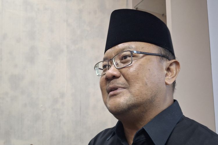 Direktur Utama PD RPH Surabaya, Fajar Arifianto Isnugroho, Kamis (26/9/2024).