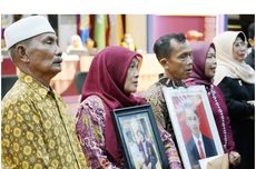 Keluarga Wakili Wisuda 2 Mahasiswa UNP yang Jadi Korban Erupsi Marapi