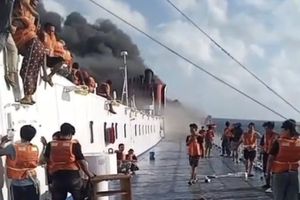5 Orang Meninggal dalam Kebakaran Kapal Mutiara Sentosa 2 di Sumenep, 41 Masih Hilang