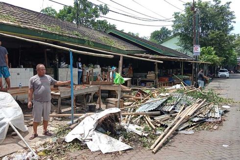 Dampak Siklon Herman di Yogyakarta, Pohon Tumbang, Pasar Giwangan Rusak