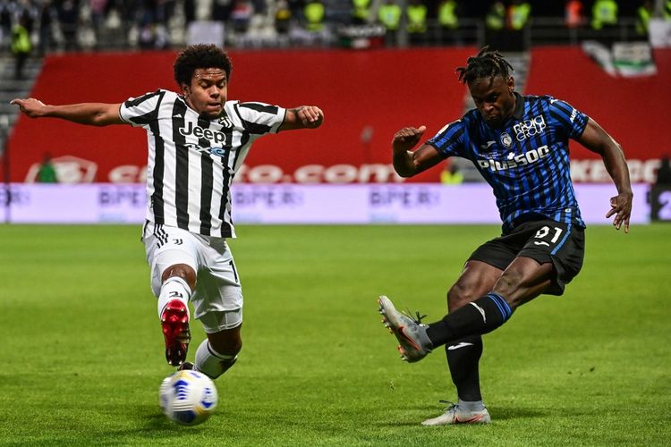 Laga final Coppa Italia 2020-2021 antara Atalanta dan Juventus di Stadion Mapei, 19 Mei 2021. 