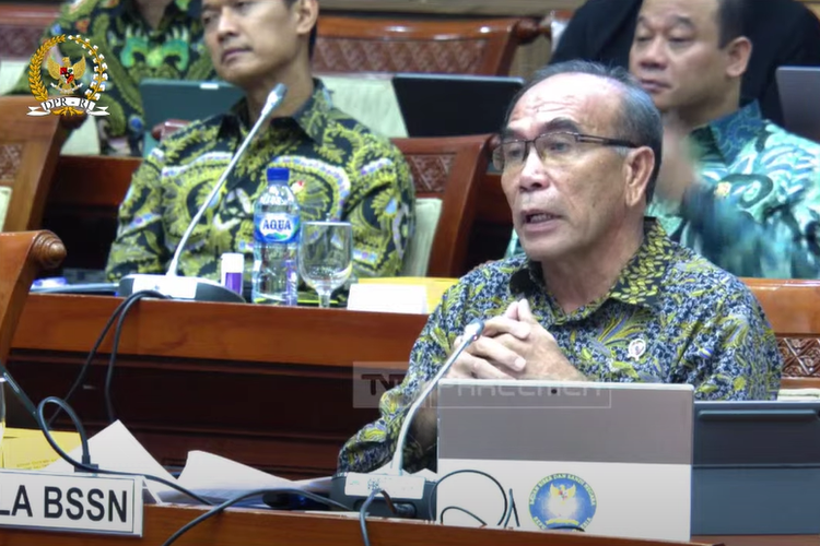 Ketua BSSN, Hinsa Siburian dalam Rapat Kerja dengan Komisi I Dewan Perwakiran Rakyat (DPR) RI, Kamis (27/6/2024).