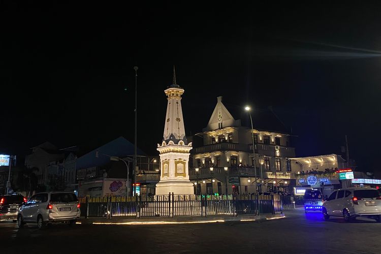 Spot foto di Tugu Yogyakarta di kawasan Malioboro, Yogyakarta, pada Kamis (12/10/2023). 