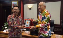 Pastikan ASN Miliki 3 Nilai Dasar, Kang Emil Apresiasi Penandatanganan MoU Pemprov Jabar dengan KASN