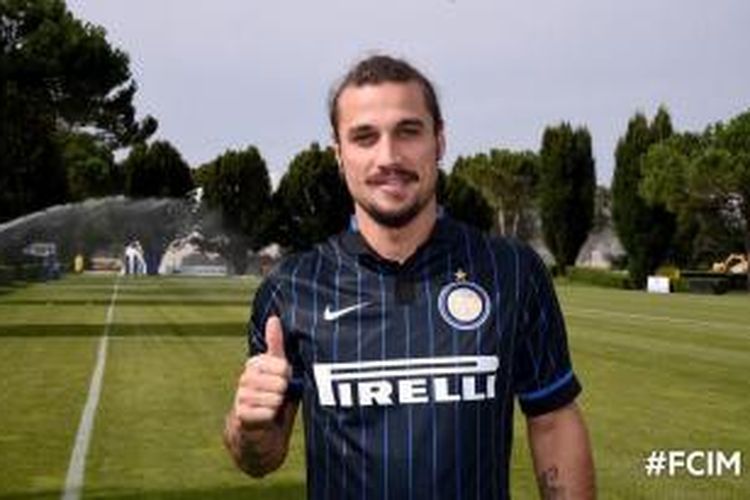 Striker anyar Inter Milan,  Pablo Daniel Osvaldo.