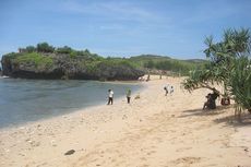 Lokasi Pantai Krakal yang Berpasir Putih di Gunungkidul Yogyakarta