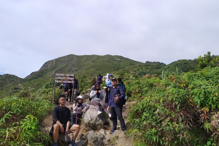 Pendakian Gunung Kaba Ditutup 2 Bulan demi Pulihkan Kawasan Konservasi