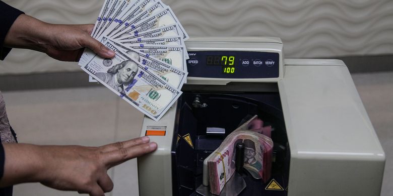 Ilustrasi rupiah, dolar, dollar hari ini, dolar ke rupiah.