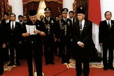 21 Mei 1998 Pukul 09.00, Soeharto Resmi 