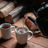 Cara Tepat Menyesap Teh untuk Meredakan Stres