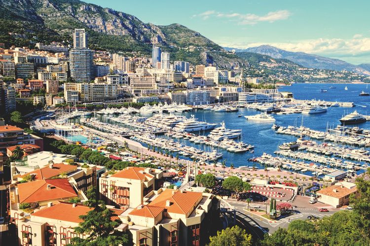 Monako, negara terkecil kedua di dunia.