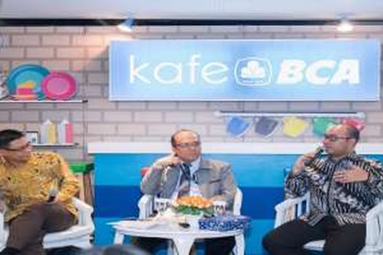 Kafe BCA merupakan forum berbagi insight dan pemahaman akan pelaksanaan service excellence di BCA yang merupakan bagian dari Semua Beres Campaign. Kafe BCA sudah keempat kalinya diselenggarakan dan secara konsisten membahas berbagai tema aktual dalam rangka memberikan nilai tambah bagi masyarakat.