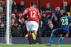 Cetak Gol ke MU, Welbeck Terdiam di Kamar Ganti 